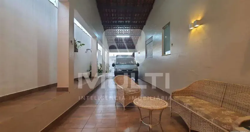 Casa com 3 quartos à venda no Jaraguá, Uberlândia 