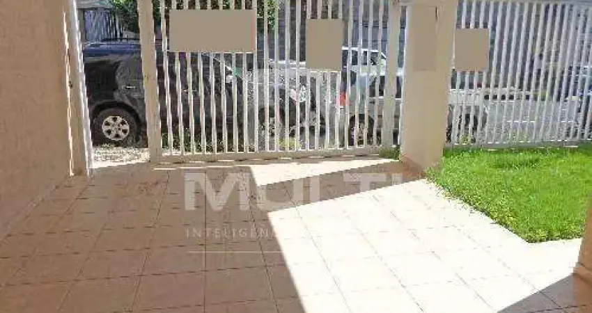 Casa com 3 quartos à venda na Nossa Senhora Aparecida, Uberlândia 