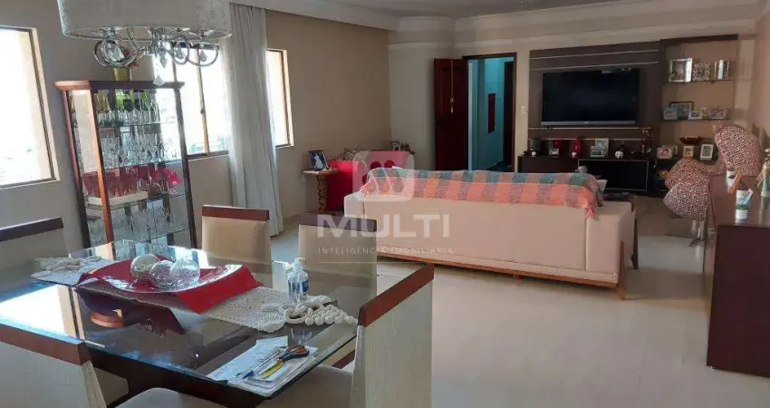 Apartamento com 3 quartos à venda em Saraiva, Uberlândia 
