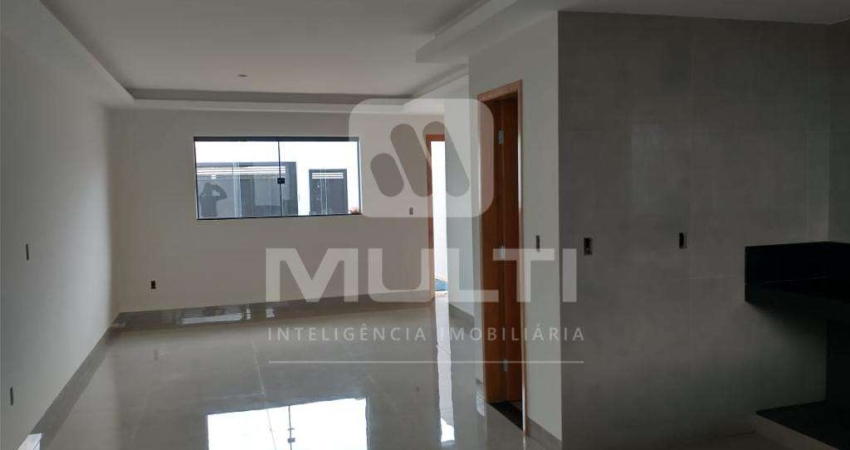 Casa com 3 quartos à venda no Alto Umuarama, Uberlândia 