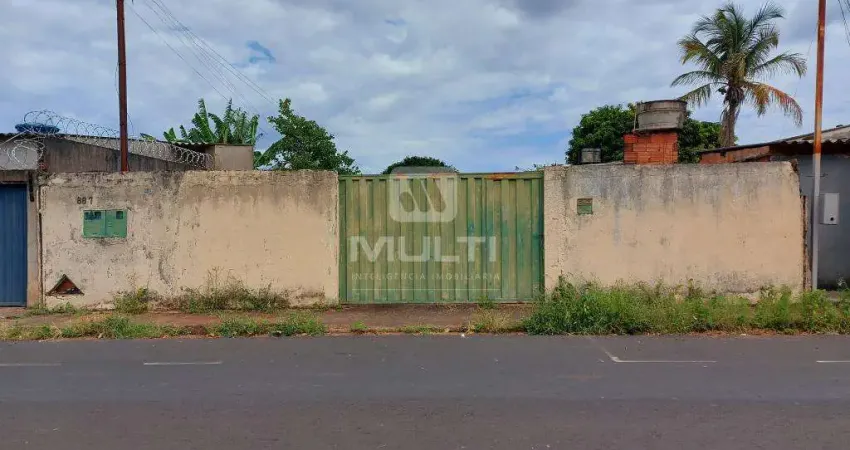 Terreno comercial à venda no Jardim Califórnia, Uberlândia 
