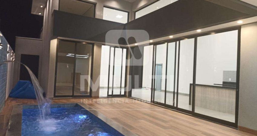 Casa em condomínio fechado com 3 quartos à venda em Laranjeiras, Uberlândia 