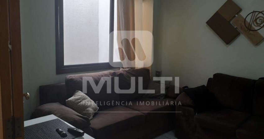 Casa com 4 quartos à venda no Marta Helena, Uberlândia 