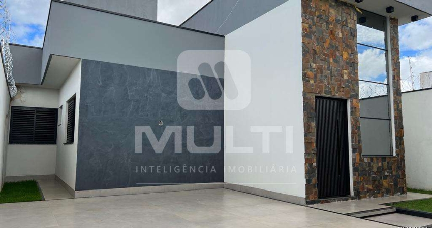 Casa com 3 quartos à venda no Portal do Vale, Uberlândia 