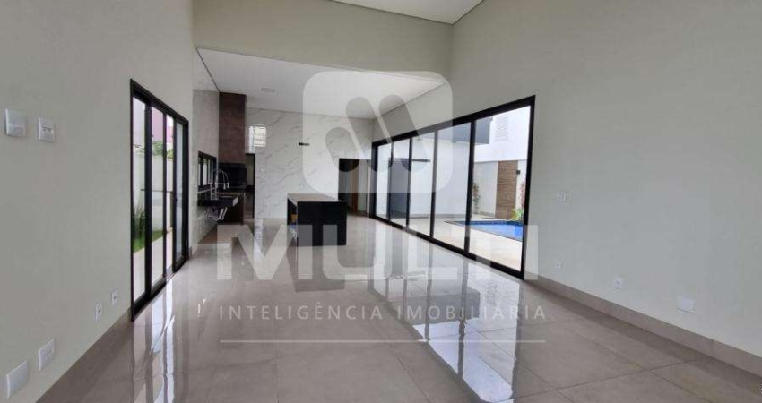 Casa em condomínio fechado com 3 quartos à venda em Laranjeiras, Uberlândia 