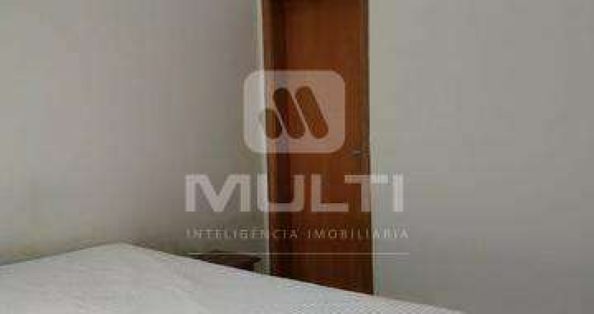 Casa com 3 quartos à venda no Alto Umuarama, Uberlândia 