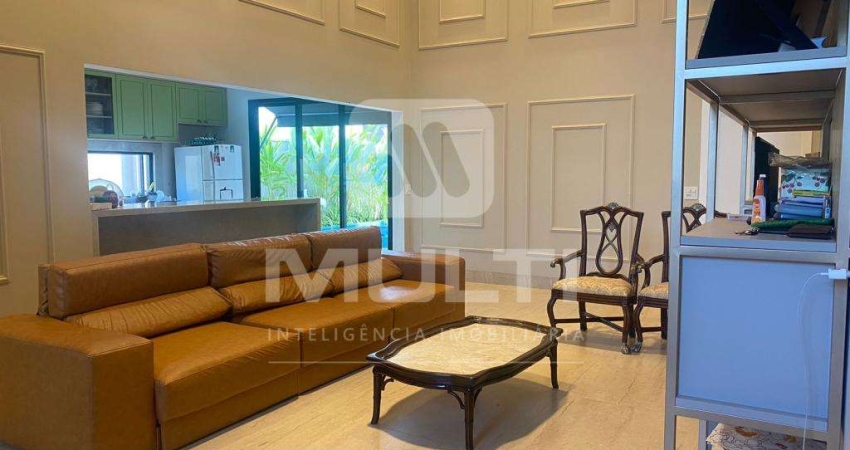 Casa em condomínio fechado com 4 quartos para alugar no Jardins Gênova, Uberlândia 