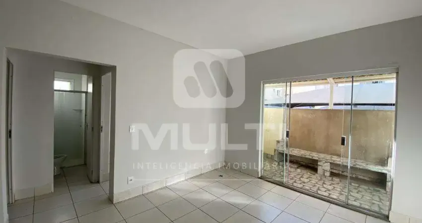 Apartamento com 2 quartos para alugar no Tubalina, Uberlândia 