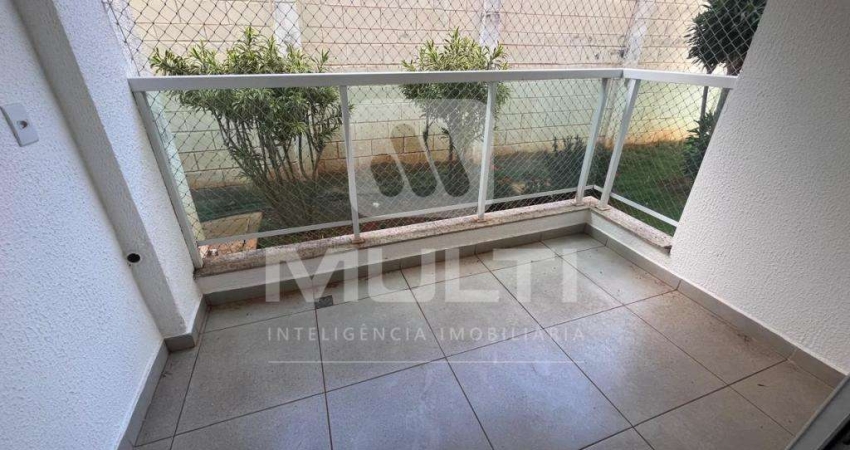 Apartamento com 2 quartos para alugar no Alto Umuarama, Uberlândia 