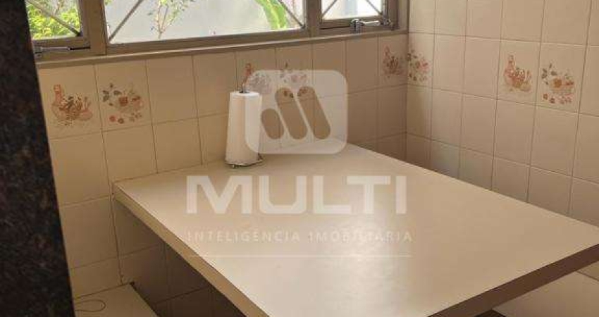Casa com 3 quartos à venda no Vigilato Pereira, Uberlândia 
