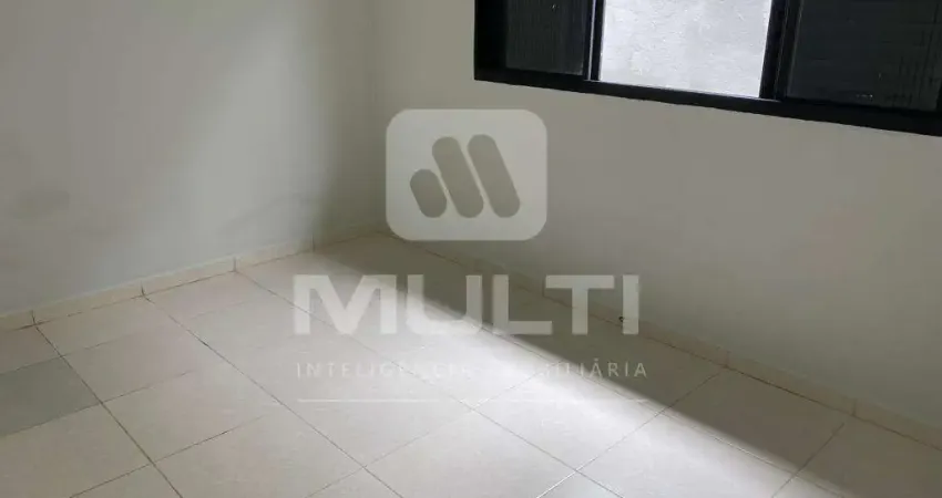 Casa com 2 quartos à venda no Santa Mônica, Uberlândia 