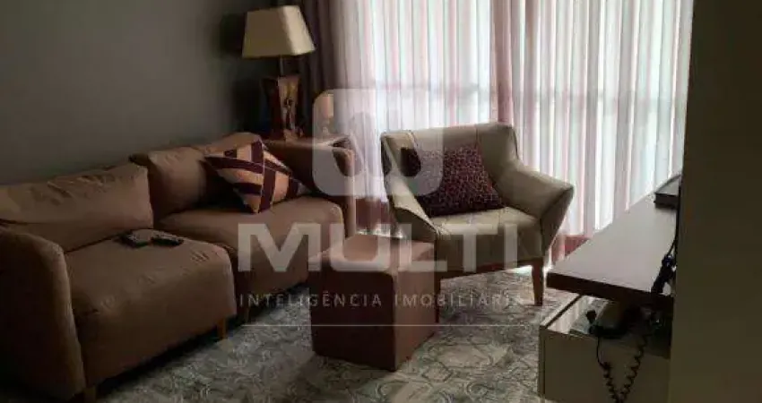 Apartamento com 3 quartos à venda no Osvaldo Rezende, Uberlândia 