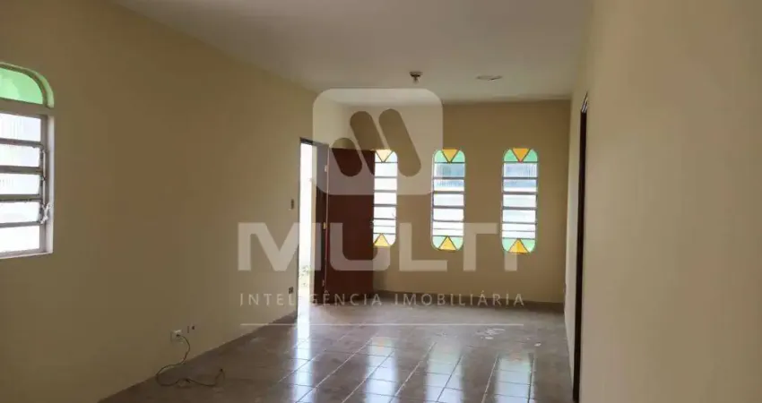 Casa com 3 quartos à venda no Umuarama, Uberlândia 