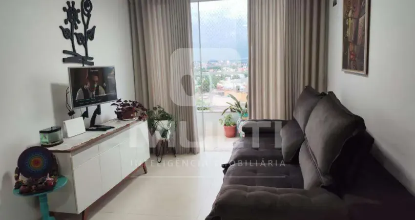 Apartamento com 3 quartos à venda no Presidente Roosevelt, Uberlândia 