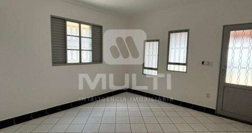Casa com 5 quartos à venda na Cidade Jardim, Uberlândia 