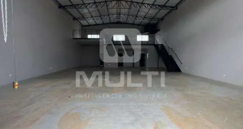 Barracão / Galpão / Depósito à venda no Novo Mundo, Uberlândia 