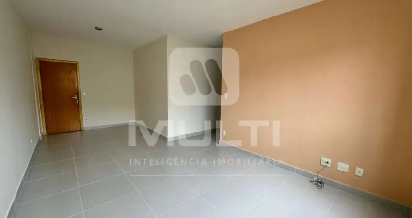 Apartamento com 3 quartos à venda no Jardim Finotti, Uberlândia 