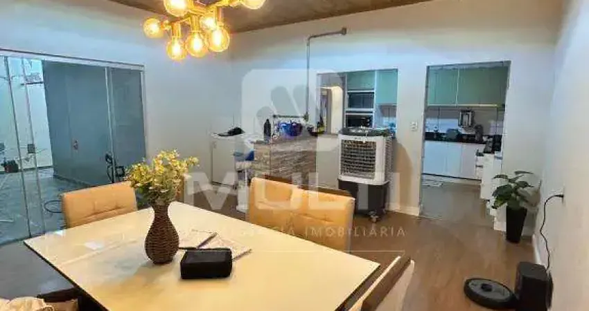 Casa com 3 quartos à venda no Parque São Jorge I, Uberlândia