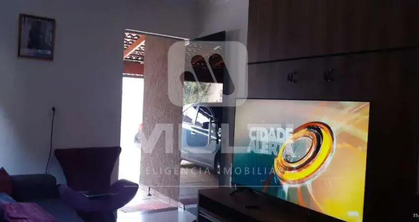 Casa com 3 quartos à venda no Luizote de Freitas, Uberlândia 