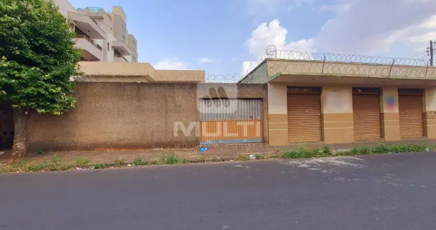 Terreno comercial à venda em Saraiva, Uberlândia 
