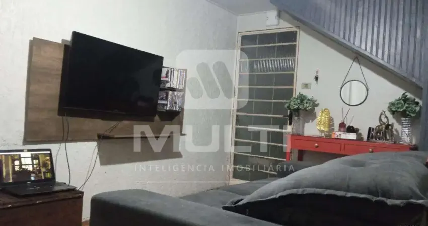 Casa com 8 quartos à venda no Daniel Fonseca, Uberlândia 
