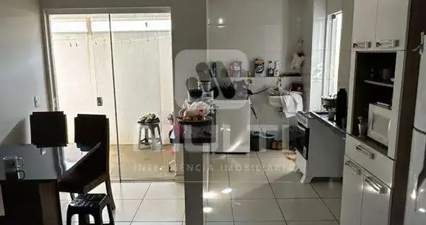 Apartamento com 2 quartos à venda na Cidade Jardim, Uberlândia 