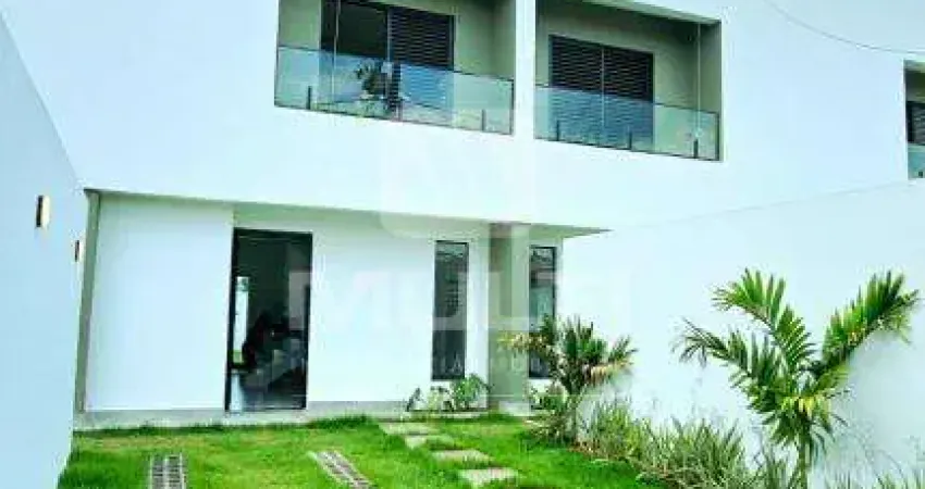 Casa com 3 quartos à venda no Shopping Park, Uberlândia 