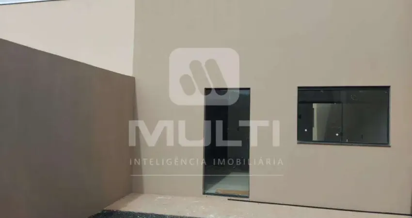 Casa com 3 quartos à venda no Presidente Roosevelt, Uberlândia 