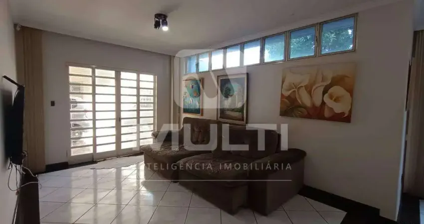 Casa com 3 quartos à venda no Centro, Uberlândia 
