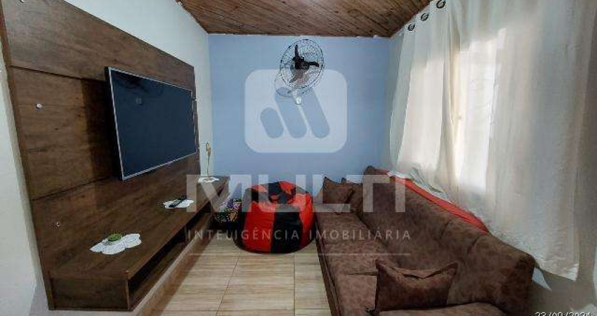 Casa com 3 quartos à venda em São Jorge, Uberlândia 