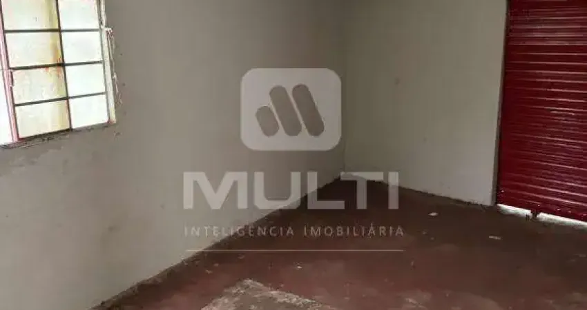 Casa com 3 quartos à venda no Dona Zulmira, Uberlândia 
