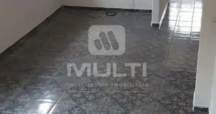Casa com 3 quartos à venda na Nossa Senhora das Graças, Uberlândia 