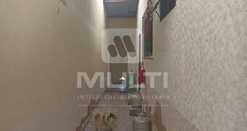 Casa com 3 quartos à venda no Pacaembu, Uberlândia 
