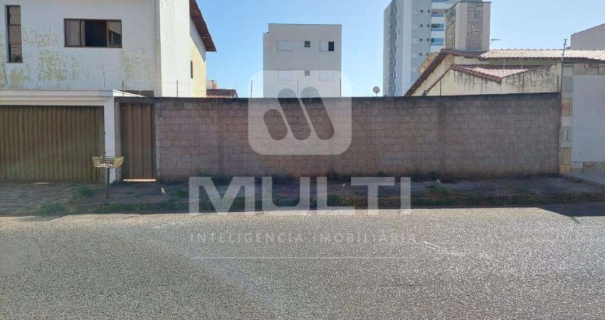 Terreno comercial à venda no Santa Mônica, Uberlândia 