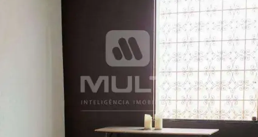 Casa com 3 quartos à venda no Centro, Uberlândia 