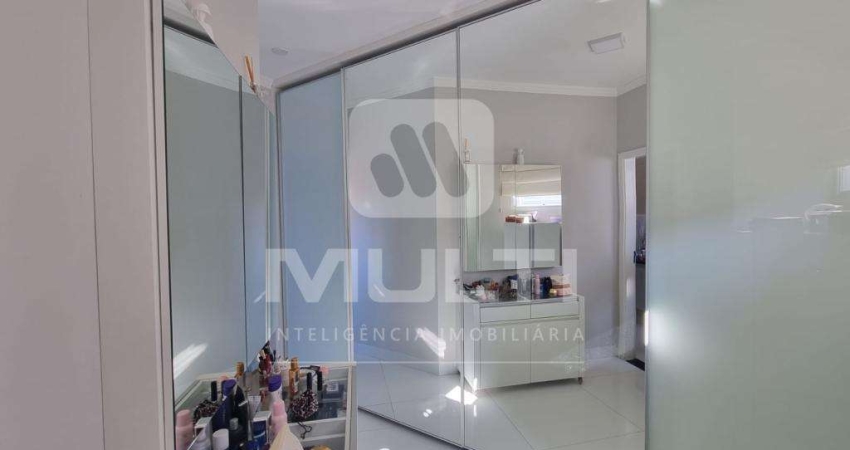 Casa com 4 quartos à venda no Morada da Colina, Uberlândia 