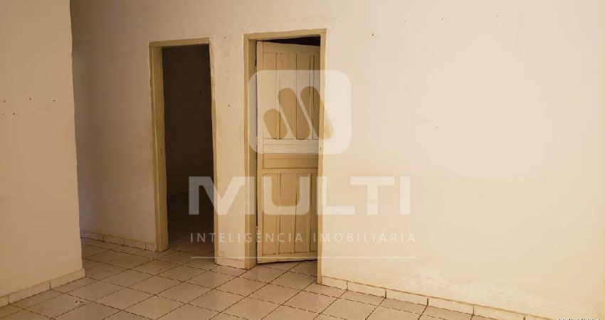 Casa com 3 quartos à venda no Parque São Jorge I, Uberlândia 