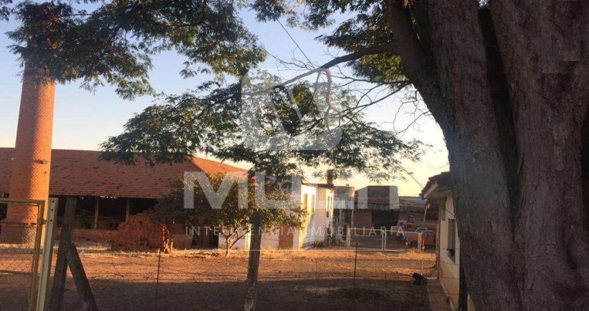 Terreno comercial à venda no Distrito Industrial, Uberlândia 