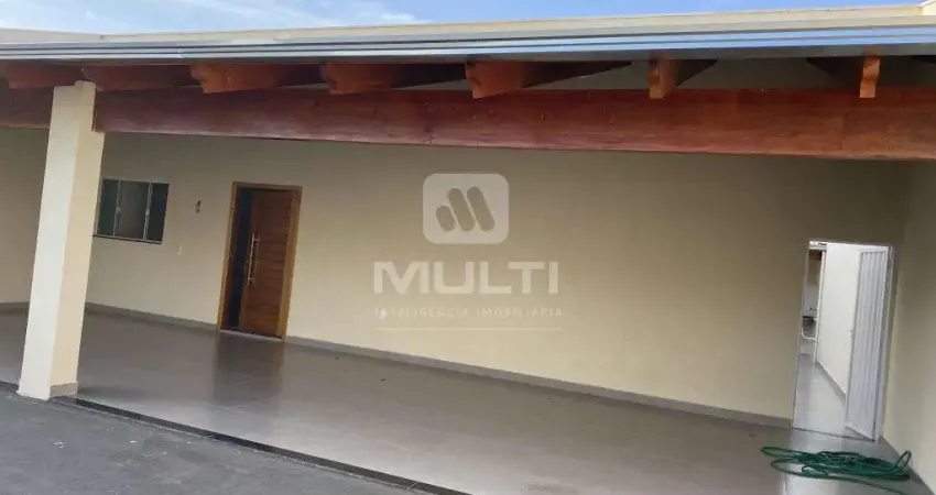 Casa com 2 quartos à venda no Jardim Europa, Uberlândia 