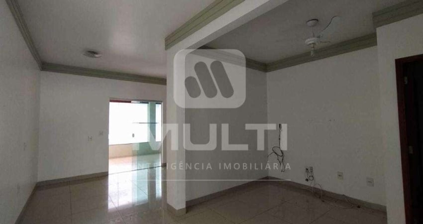 Casa com 2 quartos à venda na Cidade Jardim, Uberlândia 