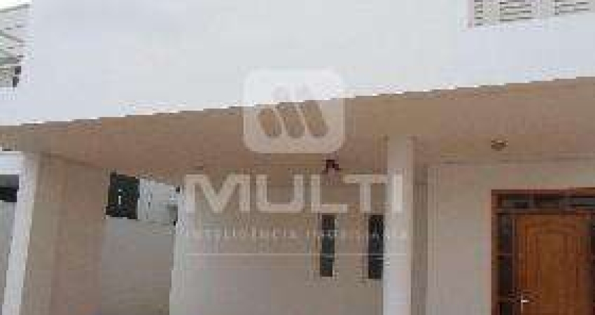 Casa com 4 quartos para alugar no Morada da Colina, Uberlândia 