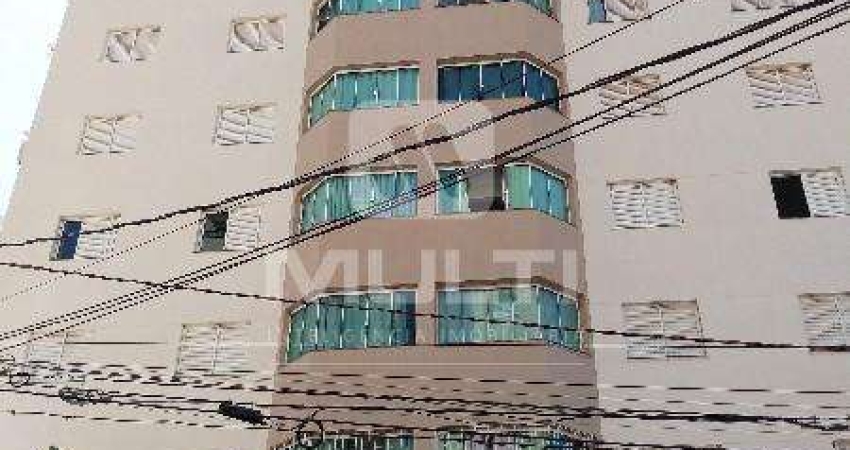 Apartamento com 3 quartos para alugar no Jardim Finotti, Uberlândia 