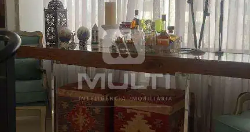 Cobertura com 3 quartos à venda no Centro, Uberlândia 