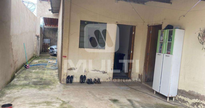 Casa com 3 quartos à venda no Maravilha, Uberlândia 