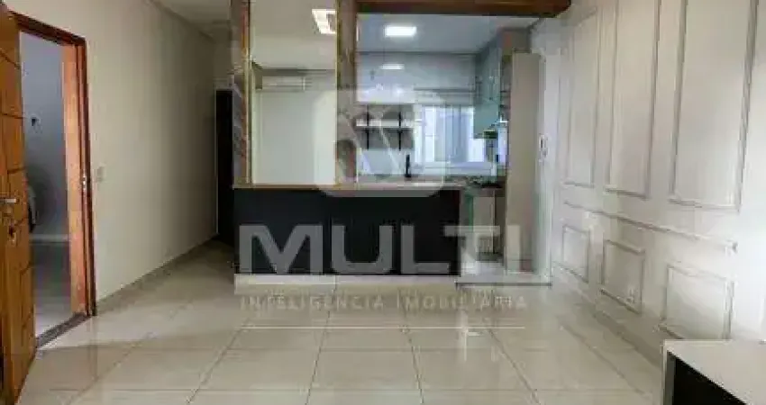 Casa em condomínio fechado com 3 quartos à venda no Alto Umuarama, Uberlândia 