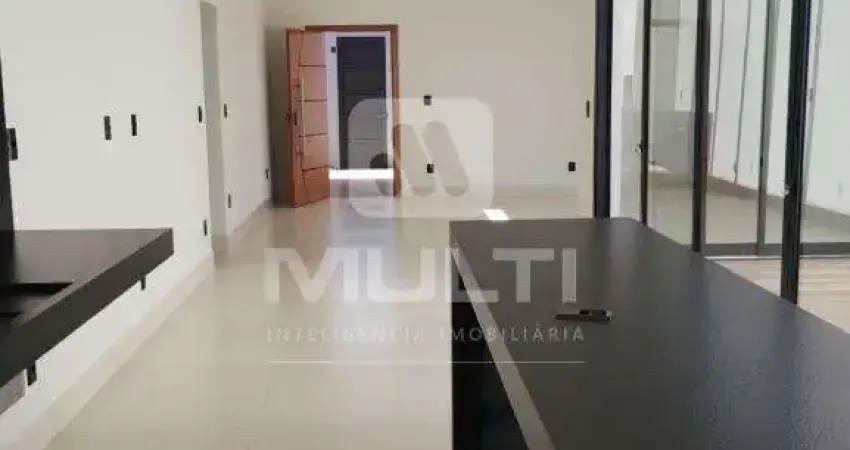Casa com 3 quartos à venda no Novo Mundo, Uberlândia 