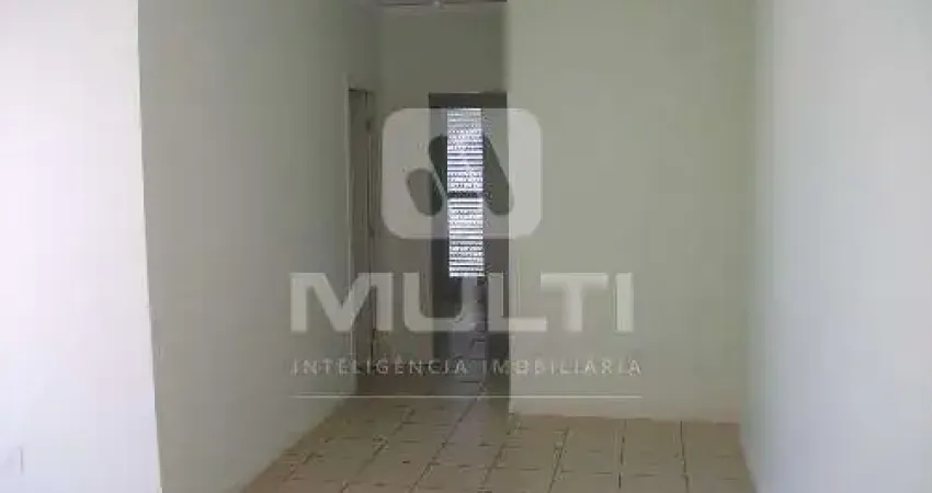 Apartamento com 2 quartos para alugar no Centro, Uberlândia 