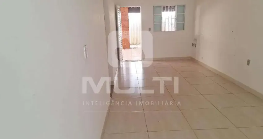 Casa com 3 quartos à venda no Jardim Holanda, Uberlândia 