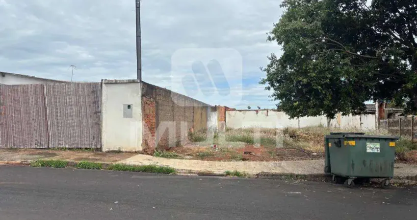 Terreno comercial à venda no Santa Mônica, Uberlândia 