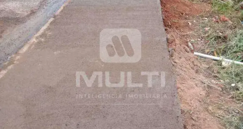 Terreno comercial à venda no Bosque dos Buritis, Uberlândia 
